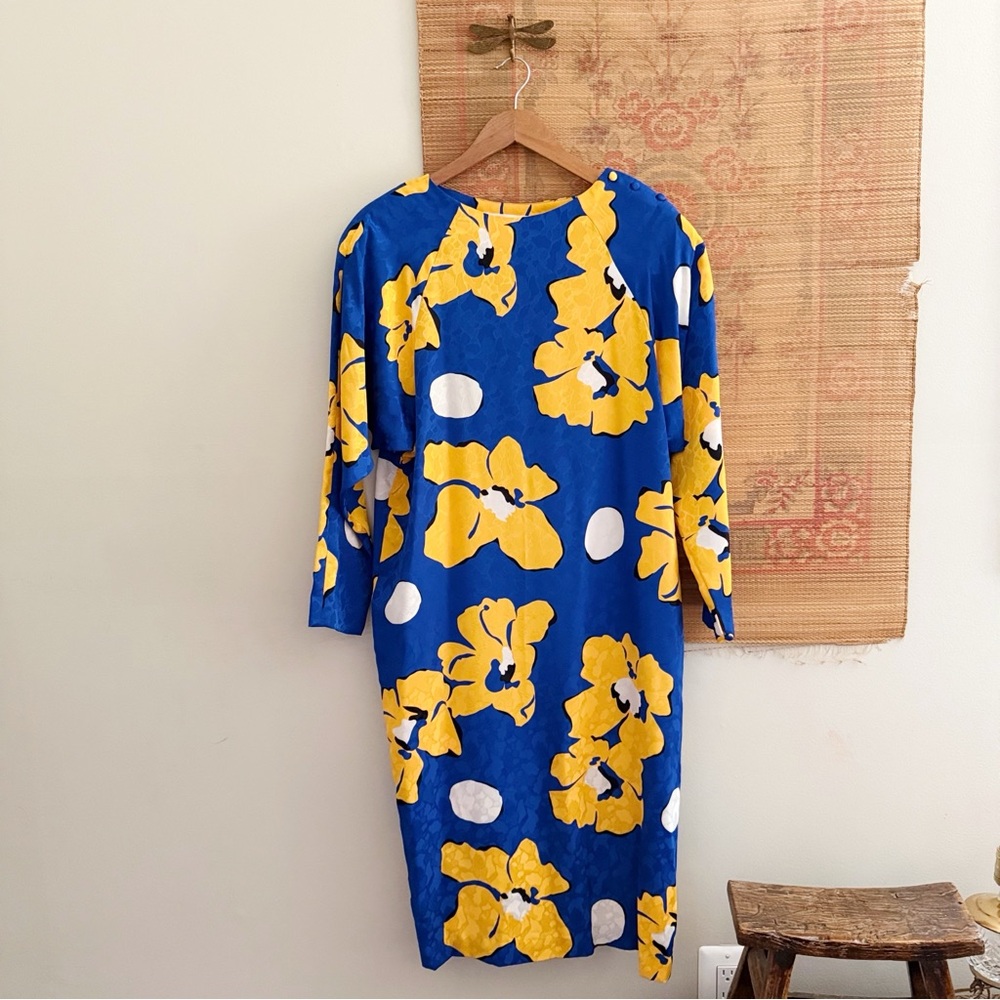 Vintage Bold Floral Brocade Long Sleeve Shift Dress